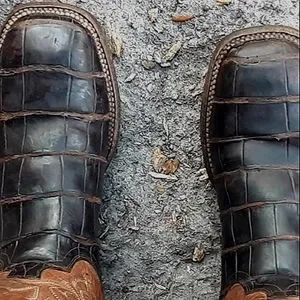 Lucchese | Shoes | Lucchese Malcolm Genuine Giant Alligator  display picture 2